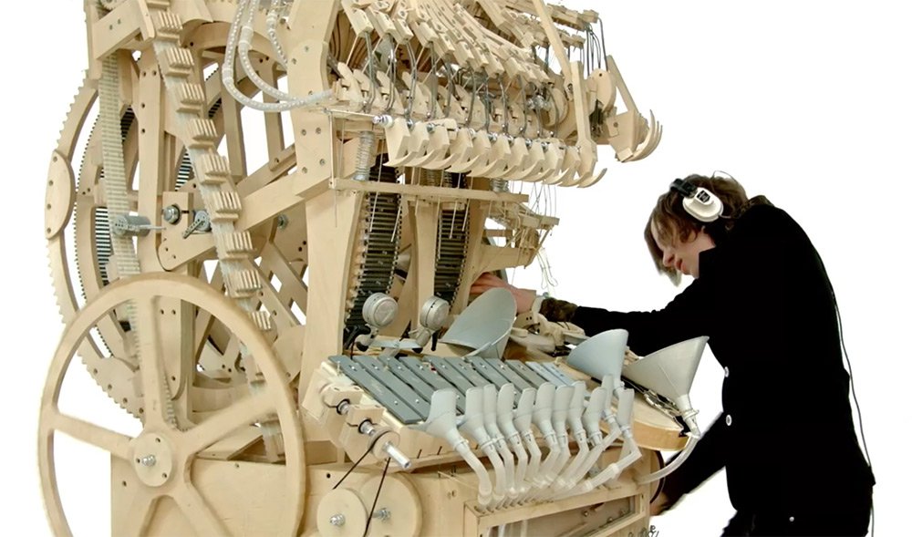 Martin_Molin_the_Wintergatan_Marble_Machine7