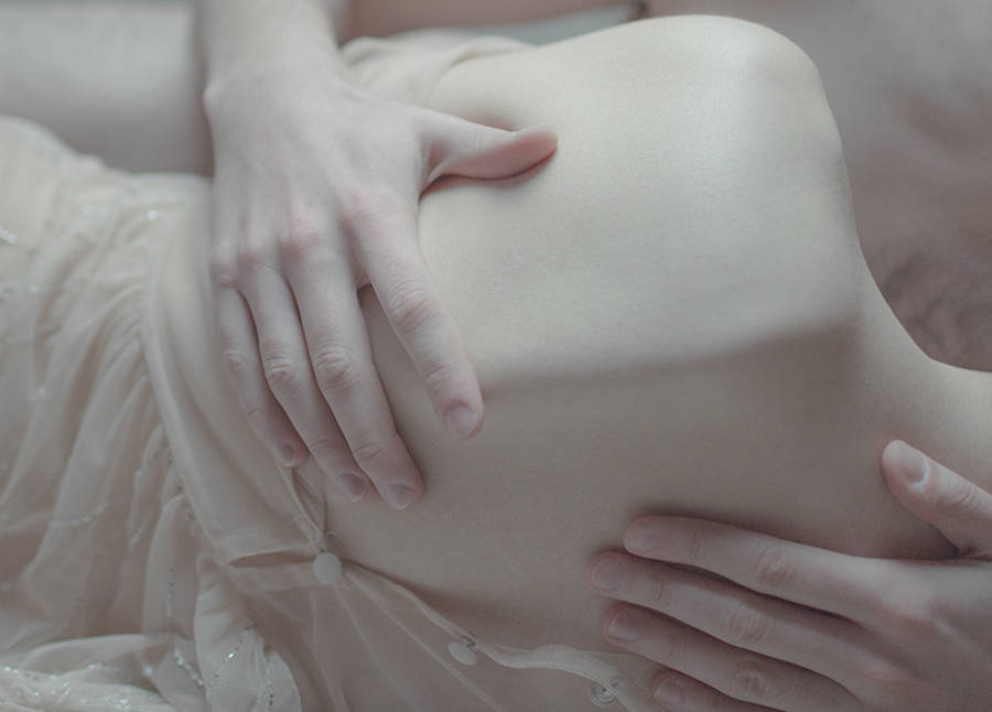 intimateanddelicatelovemoments-11-900x646