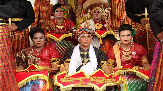 Bugis-Indonesia