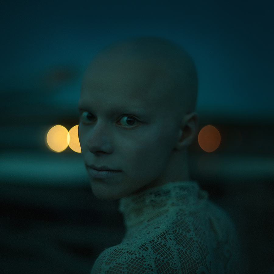 christian-martin-weiss-perfect-darkness