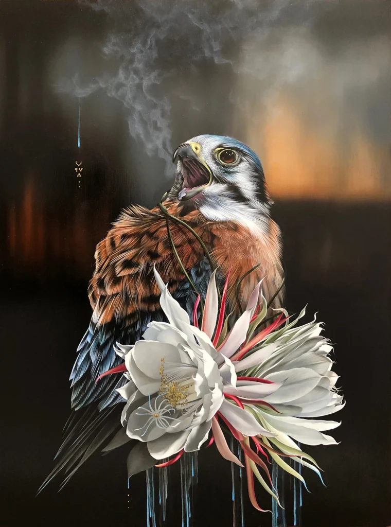 Obra de Josie Morway: halcón con flor blanca emergiendo del pecho y símbolos gráficos sobre fondo oscuro