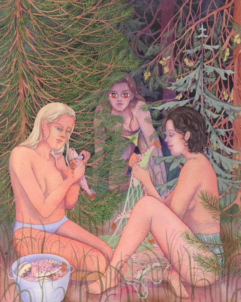 Tres figuras en bosque de pinos, manipulando peces, con presencia oculta entre ramas