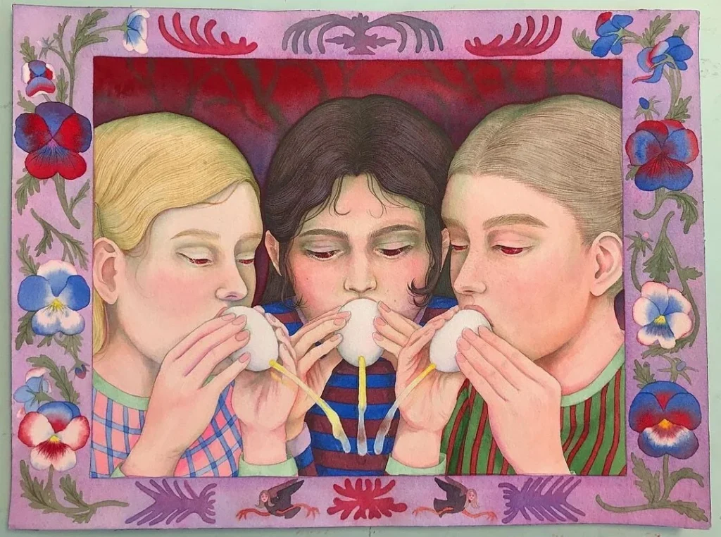 Tres figuras bebiendo yema de huevo en escena ritual con fondo rojo y marco decorativo