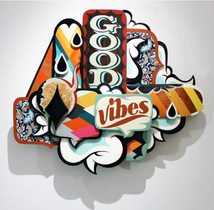 Arte tridimensional de Alex Yanes con formas pop, tipografías retro y mensaje “Good Vibes”