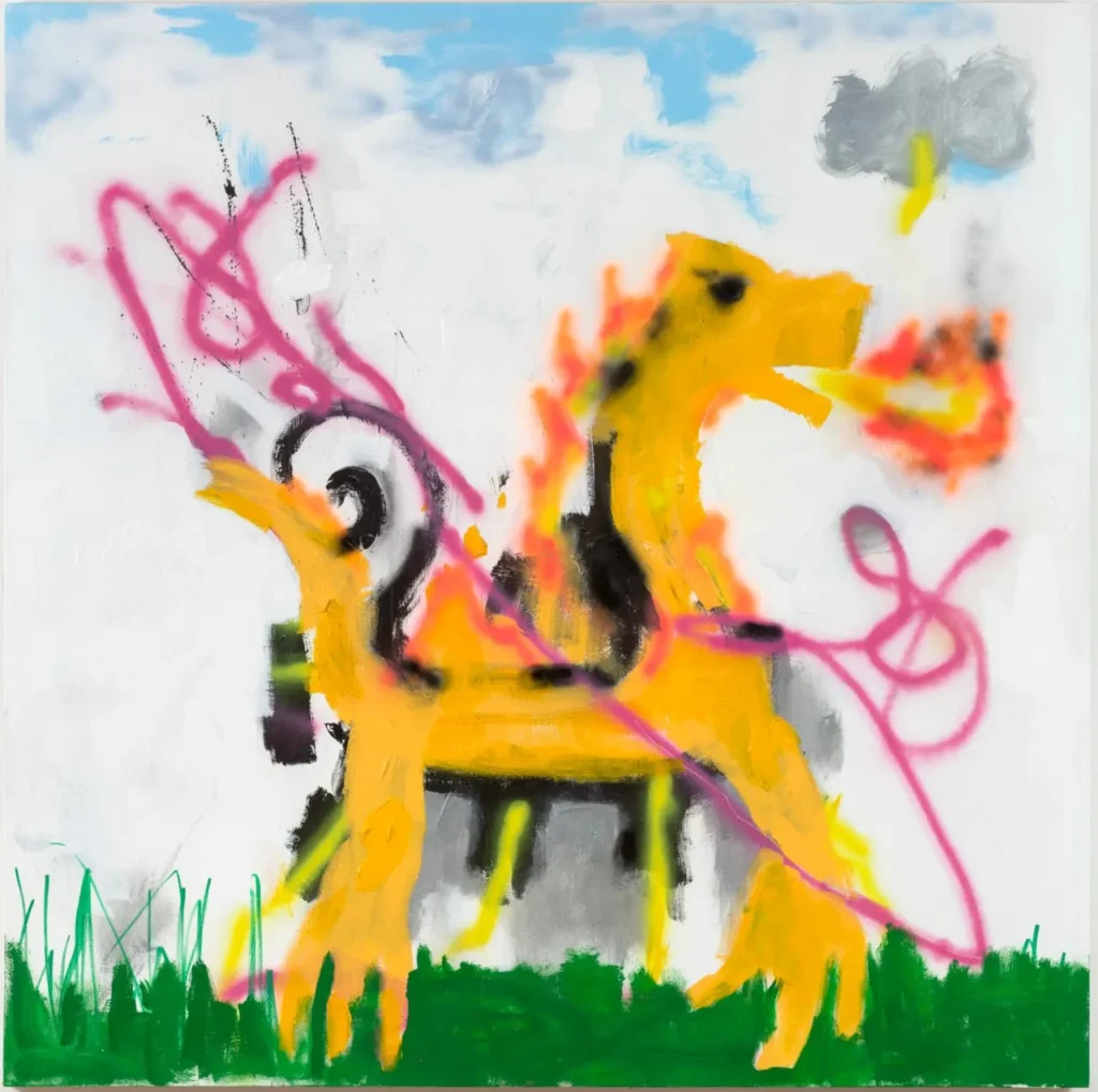 Pintura abstracta de criatura amarilla tipo dragón o caballo que lanza fuego sobre fondo azul y verde con líneas rosas