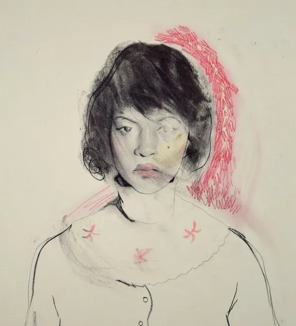 Retrato expresivo en técnica mixta con fondo rojo, símbolos estrellados y mirada melancólica, obra de Daniel Segrove.