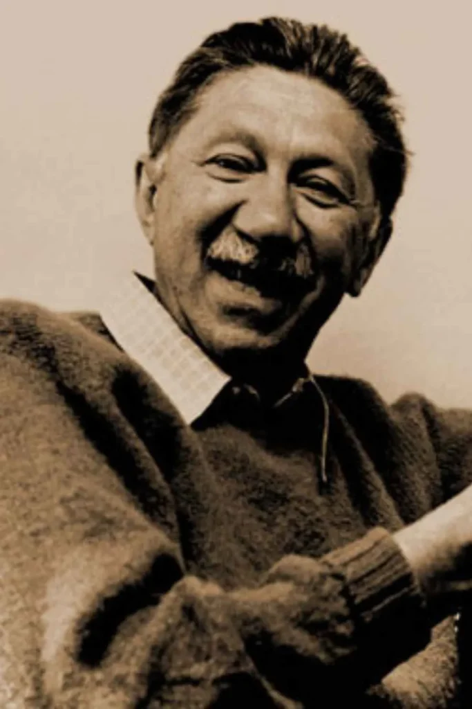 Abraham Maslow influyó notablemente en la visión del mundo para la sociedad. Proporcionó un nuevo rostro al estudio del comportamiento humano. Llamó a su nueva disciplina «Psicología Humanista».