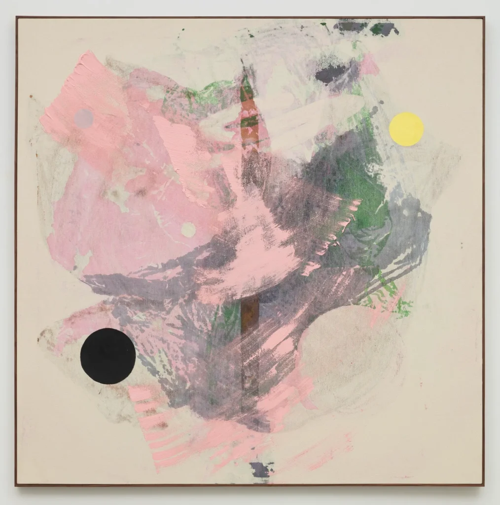 Sigrid Sandström pasa de un paisaje marino turbulento a un amanecer tranquilo a medida, horizontes y formas orgánicas parecen surgir y disolverse, invitando al espectador a una contemplación lenta.