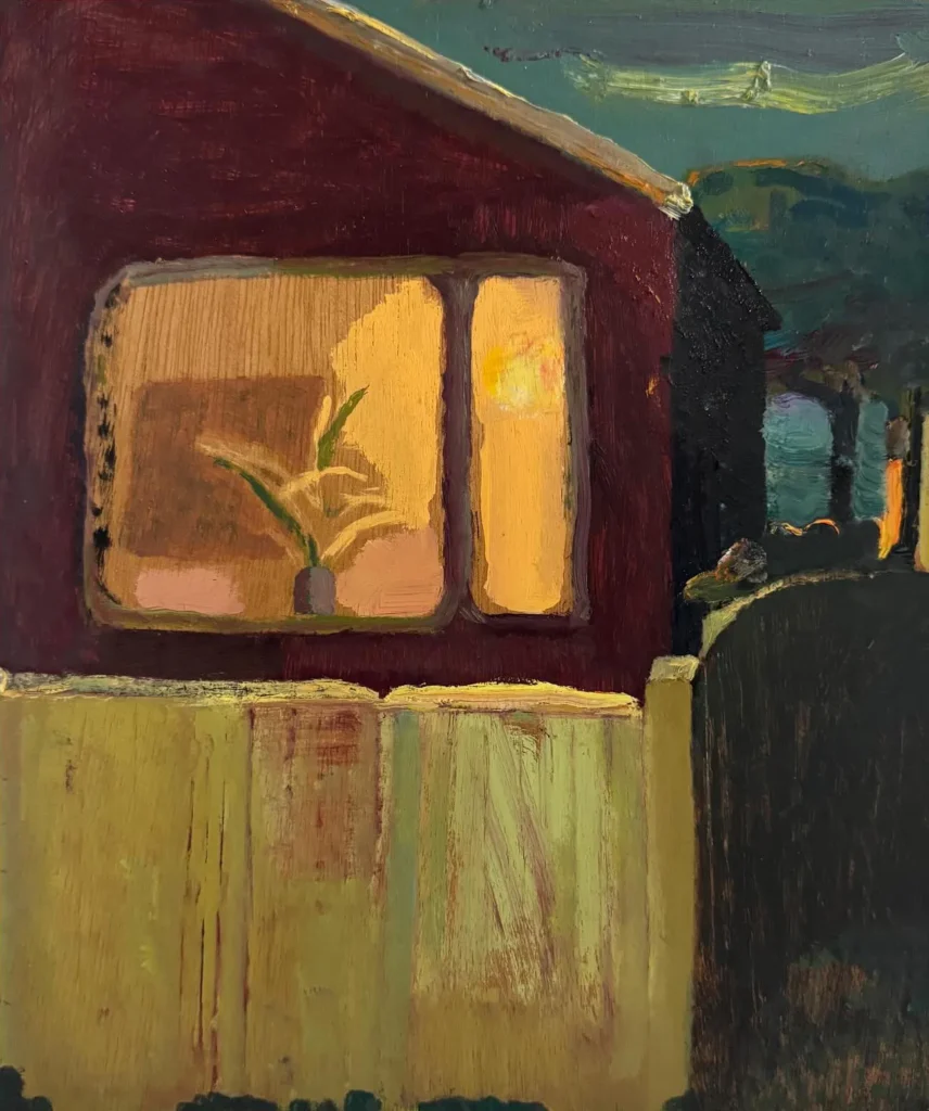 A lo largo de su trayectoria, Heichel ha sabido nutrirse de la influencia de figuras clave como Charles Burchfield, Paula Modersohn-Becker y Ernst Ludwig Kirchner, absorbiendo de ellos una comprensión expresiva del color y la forma. Sin embargo, su lenguaje es profundamente personal: manipula ambos elementos hasta situar al espectador en un territorio ambiguo, donde los sujetos se desdibujan sin perder su anclaje en una realidad reconocible. Es en ese delicado equilibrio entre lo abstracto y lo tangible donde reside la fuerza de su propuesta.