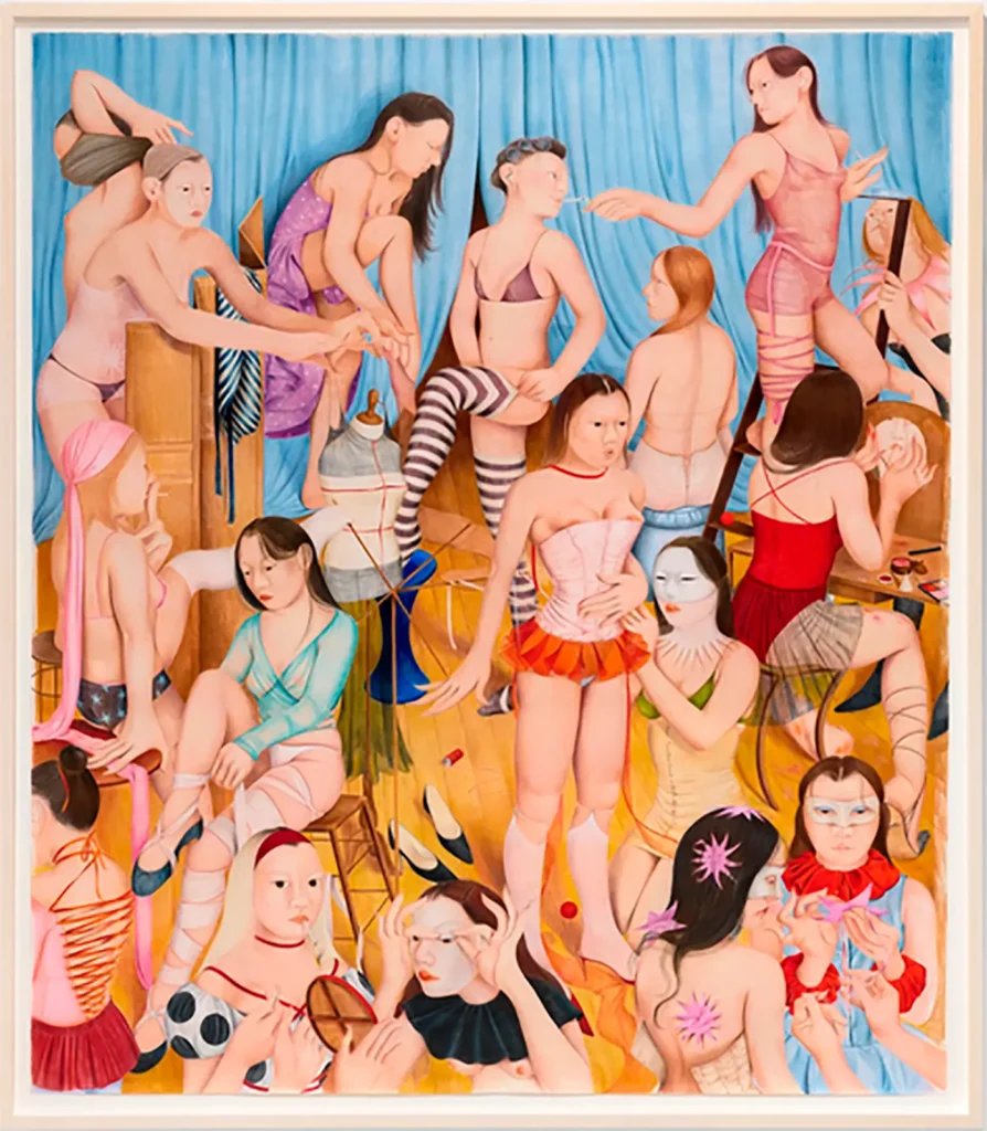 Aproh trabaja principalmente con lápices de colores y rotuladores, que utiliza como si fueran un diluyente capaz de fundir los tonos entre sí, generando superficies ricas y matizadas. Sus composiciones, aparentemente lúdicas, esconden un trasfondo más complejo, donde lo absurdo se entrelaza con lo emocional