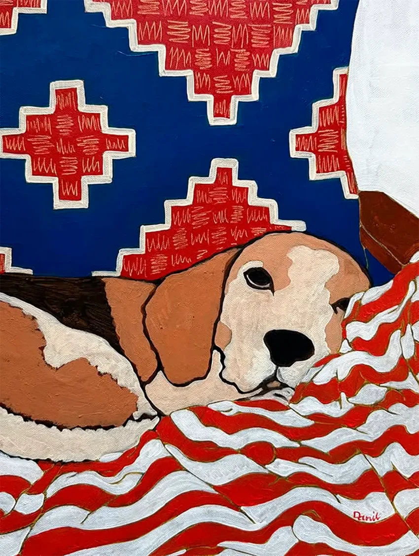 Una exploración visual de la vida cotidiana de diversas culturas: ornamentos auténticos en textiles, jarrones y muebles, plantas locales y animales domésticos. Allí donde se encuentre Danil, logra llenar los espacios que lo rodean con un conjunto de objetos inmutables y se convierte en un punto focal para las mascotas más encantadoras, que más tarde pasan a ser las protagonistas de sus lienzos.