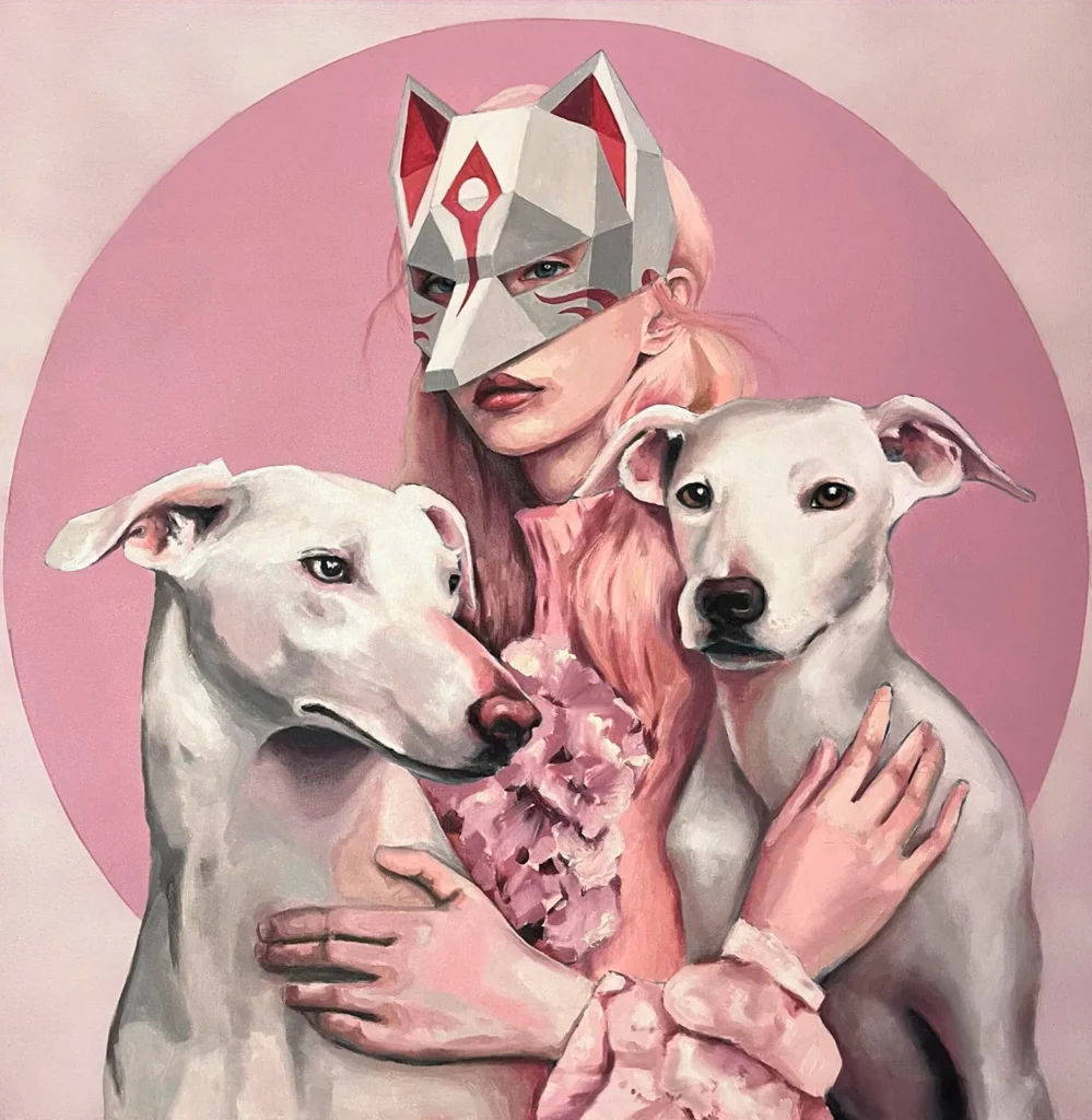 La serie Coquetería Inmortal de Gema Álvaro, que reúne un conjunto de piezas donde se redefine la búsqueda de la eterna juventud desde una mirada feminista. A través de la metáfora del mito vampírico, la artista reflexiona sobre la belleza estática: ese deseo ancestral de congelar la lozanía y detener el reloj biológico en el instante de mayor vitalidad. Bajo su atmósfera de fantasía, la obra plantea una pregunta incisiva acerca de cuánto estamos dispuestas a sacrificar por preservar un momento de plenitud.