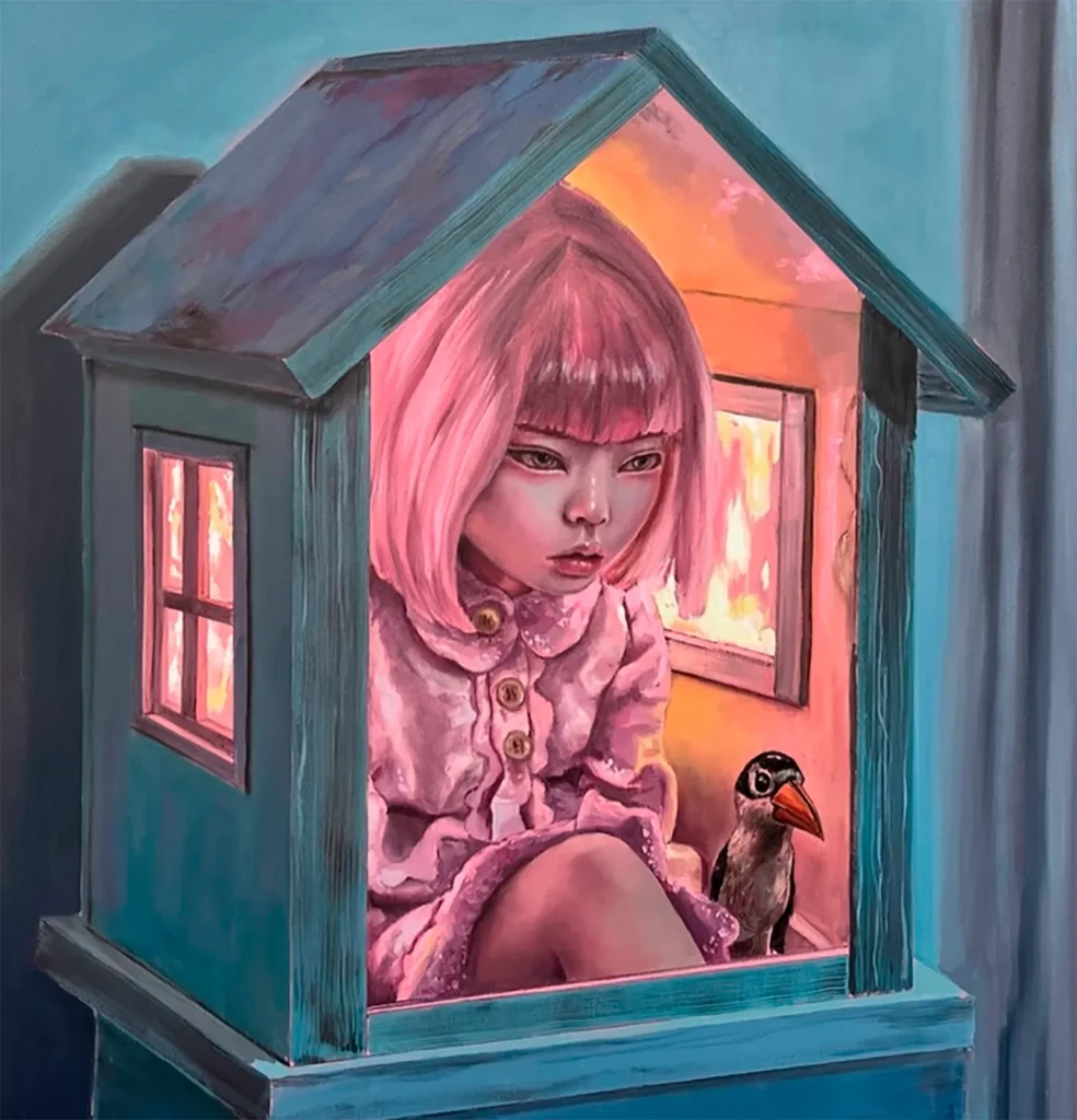 La serie Coquetería Inmortal de Gema Álvaro, que reúne un conjunto de piezas donde se redefine la búsqueda de la eterna juventud desde una mirada feminista. A través de la metáfora del mito vampírico, la artista reflexiona sobre la belleza estática: ese deseo ancestral de congelar la lozanía y detener el reloj biológico en el instante de mayor vitalidad. Bajo su atmósfera de fantasía, la obra plantea una pregunta incisiva acerca de cuánto estamos dispuestas a sacrificar por preservar un momento de plenitud.